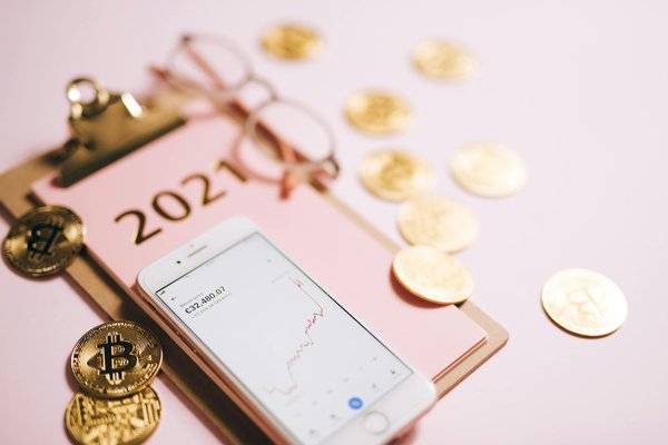 Essential Considerations for Buying Property in UK Conservation Areas: Your Complete Guide